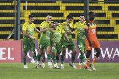 defensa goleo a delfin y se anima a sonar con la clasificacion
