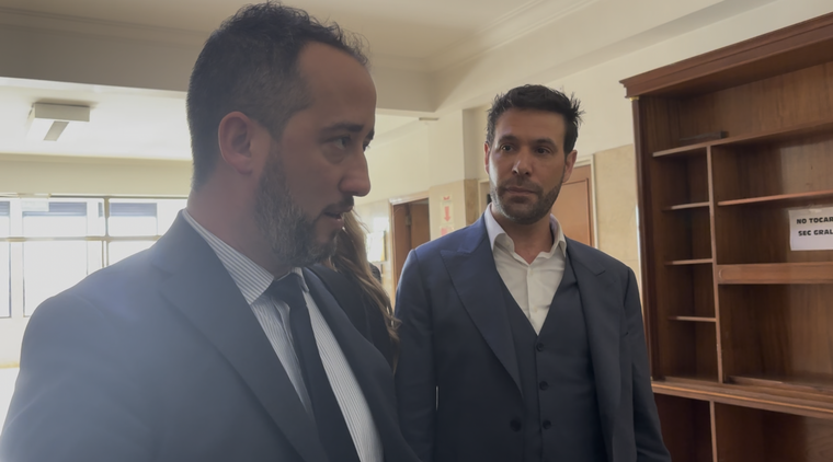 Elías Picirillo junto a su abogado Alejandro Montiel