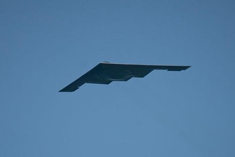 Un bombardero furtivo B-2 Spirit sobrevoló las playas de Miami Beach durante el espectáculo aéreo en el marco de la conmemoración del Día de los Caídos, el 24 de mayo de 2025. Un bombardero furtivo B-2 Spirit sobrevoló las playas de Miami Beach durante el espectáculo aéreo en el marco de la conmemoración del Día de los Caídos, el 24 de mayo de 2025.