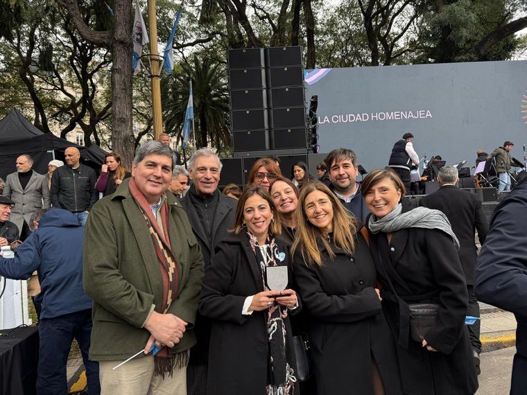 La directora fue reconocida por la Dirección General de Educación de Gestión Privada por el acompañamiento personalizado de las trayectorias educativas.