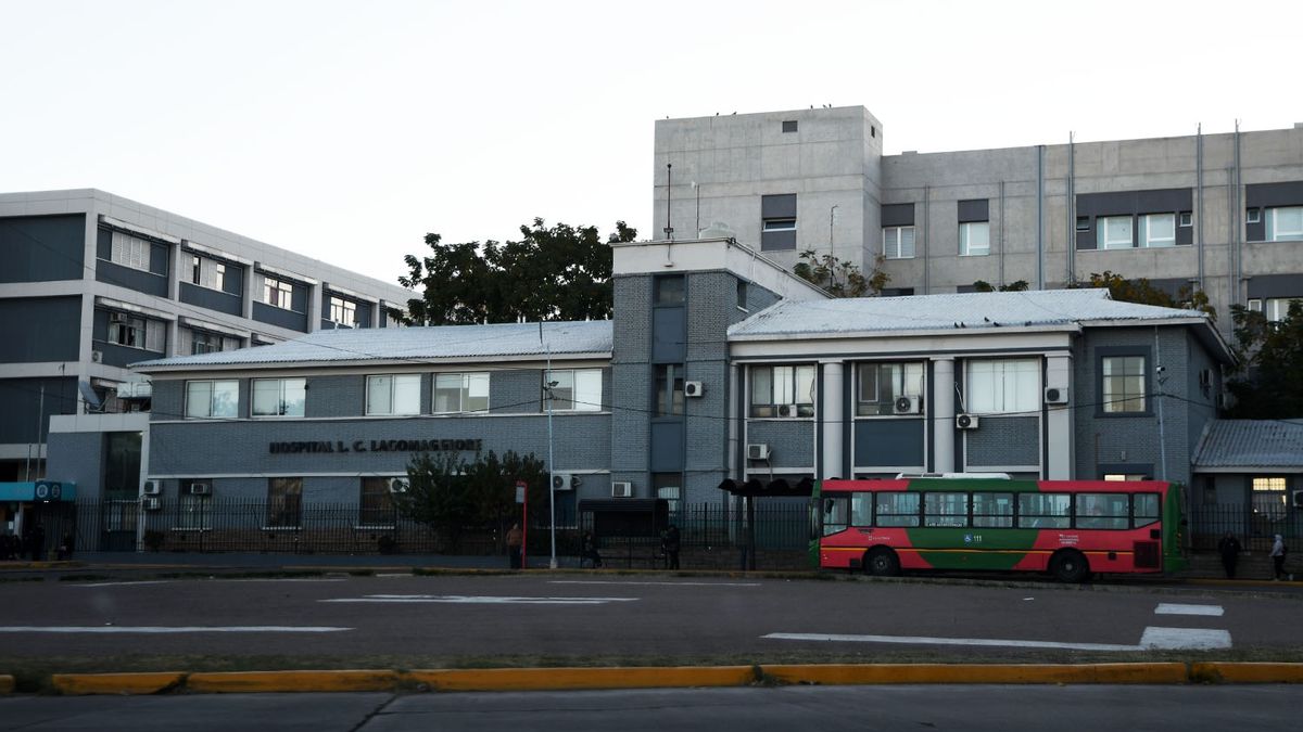 Un motociclista chocó con un auto y perdió una pierna en Guaymallén