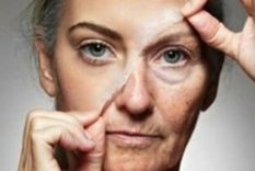 rejuvenecieron la piel de una mujer con la tecnica de la oveja dolly