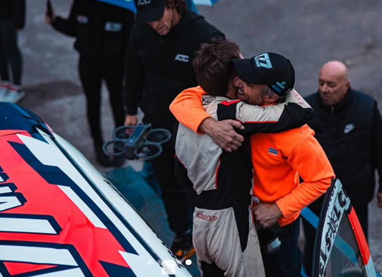 El abrazo del final. El abrazo del final.