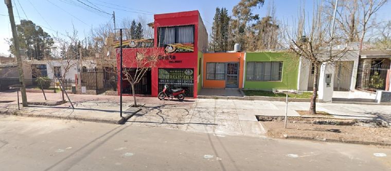 Los ladrones se llevaron dinero en efectivo y las bebidas para brindar tras el atraco