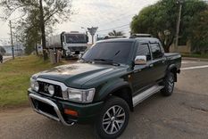 el usado del dia: impecable toyota hilux 2002