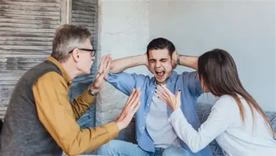 Ninguna familia está destinada a vivir en el conflicto. Ninguna familia está destinada a vivir en el conflicto.