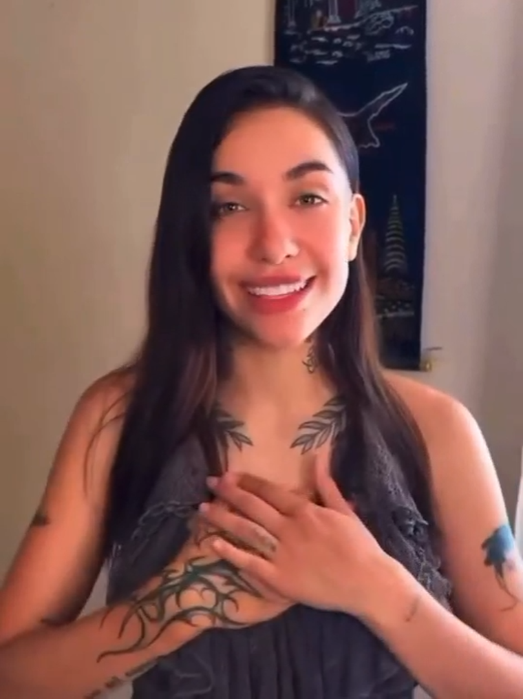 El rapado lateral volvió. El rapado lateral volvió.