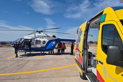 Tras sufrir un accidente doméstico en su vivienda, en San Rafael, un hombre de 38 años fue trasladado de urgencia en helicóptero hasta la Ciudad de Mendoza.