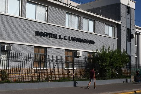 Conflicto vecinal en Las Heras: pelea terminó con dos mujeres heridas de bala