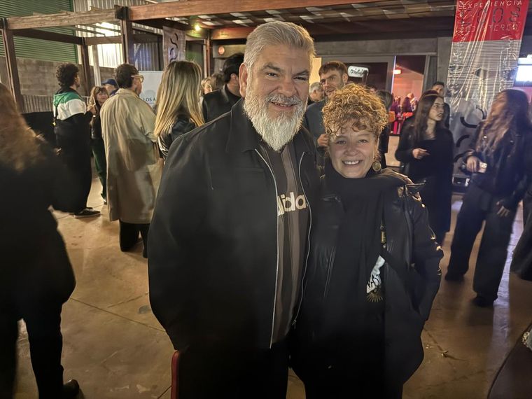 El subsecretario de Cultura Diego Gareca dijo presente con su esposa Natalia. El subsecretario de Cultura Diego Gareca dijo presente con su esposa Natalia.