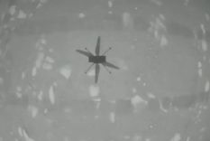 Así se ve la sombra de Ingenuity sobre Marte. Foto: NASA/JPL-CALTECH