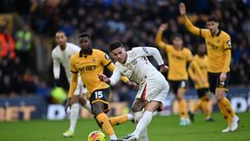 Enzo Fernández inventó una genialidad y casi hace el gol de su vida en Wolves-Chelsea.