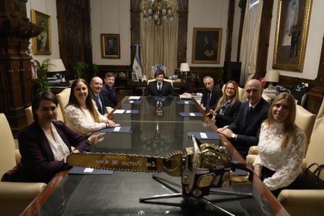 Javier Milei se reunió con representantes farmacéuticos Javier Milei se reunió con representantes farmacéuticos