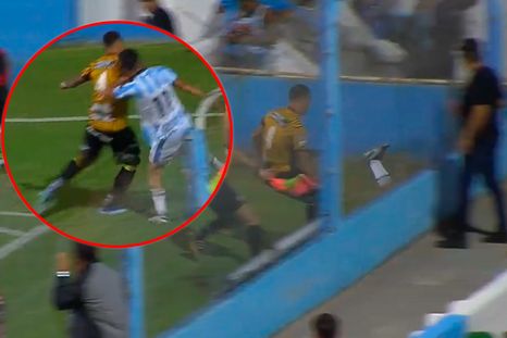 Hubo un fuerte susto en el arranque del partido entre Racing de Córdoba y Almirante Brown. Hubo un fuerte susto en el arranque del partido entre Racing de Córdoba y Almirante Brown.