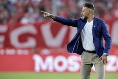 Demichelis se fue del Libertadores de América sin hablar. Foto: Foto Baires