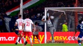 Chiquito Romero tuvo responsabilidad en el gol de Arce. Chiquito Romero tuvo responsabilidad en el gol de Arce.