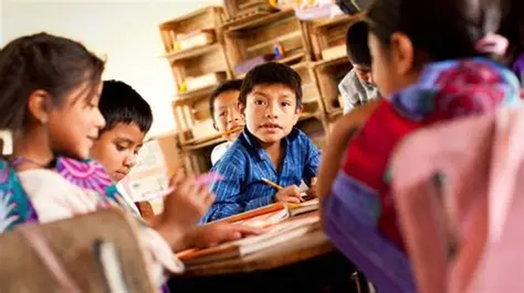 Toda escuela contribuye al bien común educativo desde el sistema formal. Toda escuela contribuye al bien común educativo desde el sistema formal.