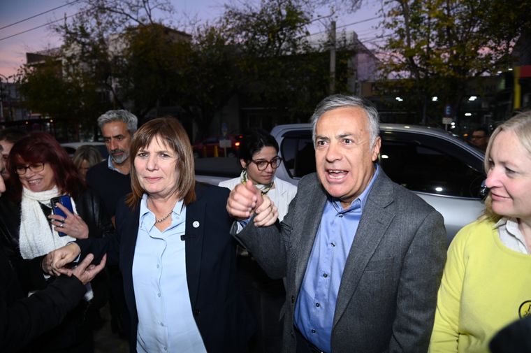 Patricia Bullrich, Alfredo Cornejo y Hebe Casado Foto: Prensa Alfredo Cornejo