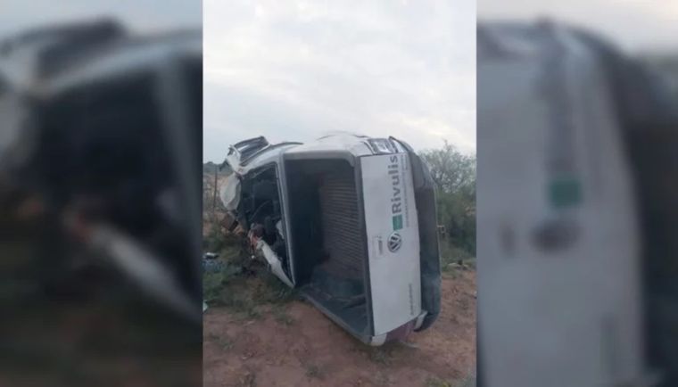 El vuelco ocurrió en la ruta 20 Foto: El Diario de la República