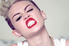 fans que dan miedo: se hizo 22 tatuajes en honor a miley cyrus