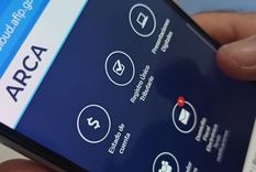 La aplicación Arca Móvil permite realizar trámites fiscales de manera digital. La aplicación Arca Móvil permite realizar trámites fiscales de manera digital.