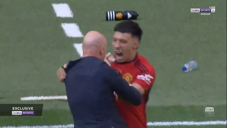 Licha festejó con todo la consagración del United. Foto: Captura video