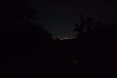 Vecinos denuncian interrupciones frecuentes del suministro eléctrico.