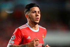 Enzo seguirá, por el momento, en el Benfica.