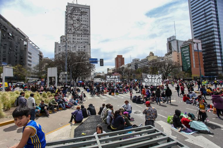 Una imagen repetida en la Argentina: las protestas en reclamo de más planes sociales Foto: Noticias Argentinas