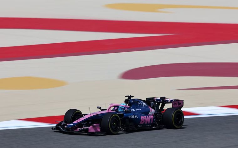 Pierre Gasly sufrió un problema en su Alpine durante el segundo día de entrenamientos en Baréin.