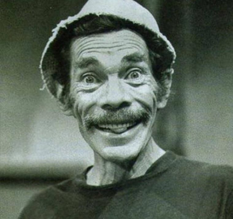 DON RAMÓN Ramón Antonio Esteban Gómez Valdés se puso en la piel del icónico personaje de la serie EL Chavo del 8. Foto: ARCHIVO