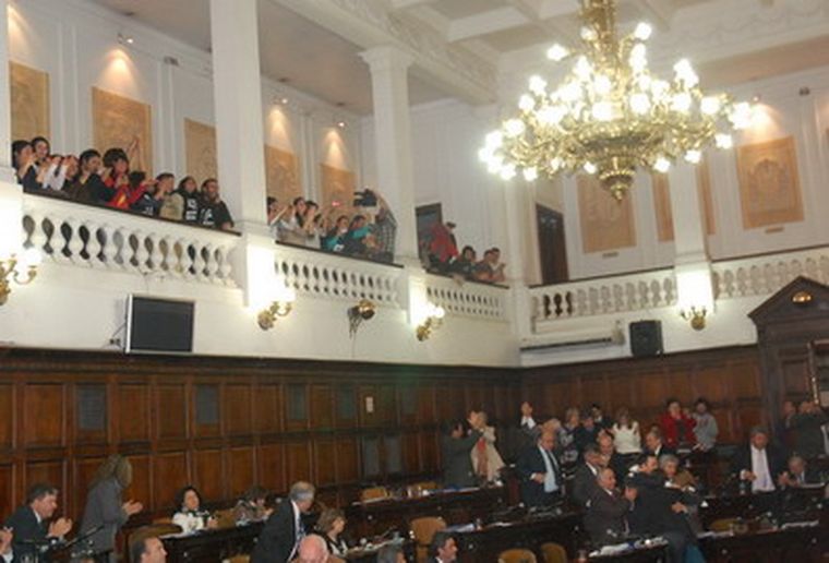 En 2011 el primer proyecto San Jorge fue rechazado por la Legislatura. En 2011 el primer proyecto San Jorge fue rechazado por la Legislatura.
