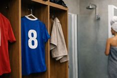 El caso generó repercusiones en el fútbol austríaco y derivó en la revisión de protocolos de seguridad en el club (foto generada con IA). El caso generó repercusiones en el fútbol austríaco y derivó en la revisión de protocolos de seguridad en el club (foto generada con IA).