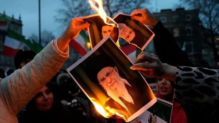 Las manifestaciones de enero, las más grandes de los últimos años en Irán, desembocaron en una fuerte ola represiva por parte del gobierno.