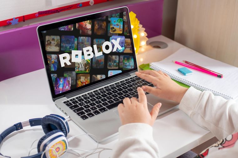 La polémica por el alquiler en Roblox reaviva el debate sobre la propiedad digital. La polémica por el alquiler en Roblox reaviva el debate sobre la propiedad digital.