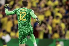 El posible reemplazante de Alisson Becker encendió la polémica en la previa al Superclásico sudamericano. Foto: @Bentokrepski