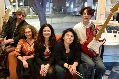 La agenda cultural del domingo es muy variada. La agenda cultural del domingo es muy variada.