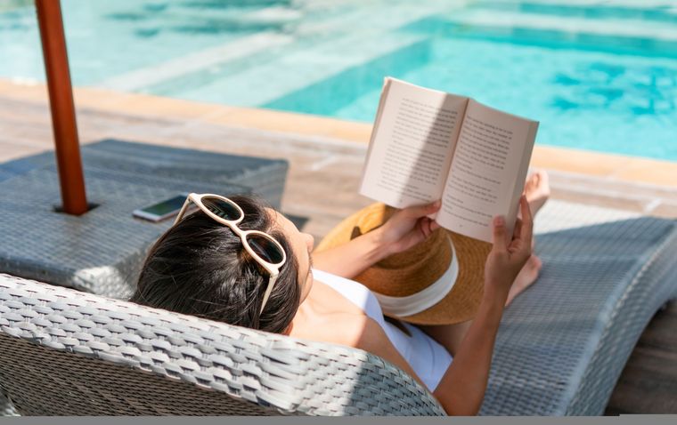 Las novelas juveniles, las sagas de ficción y los libros de autoayuda están entre los libros más vendidos Foto: Shutterstock