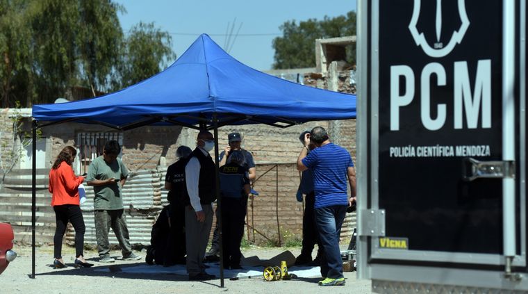 El cuerpo del joven apuñalado fue hallado este lunes por la mañana por vecinos de la zona