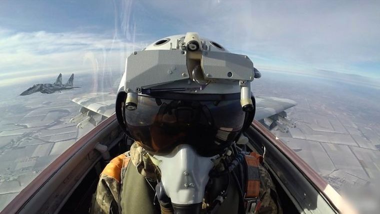 Los pilotos ucranianos dependen de los aviones de la era soviética en su lucha por controlar los cielos. Foto: JUICE