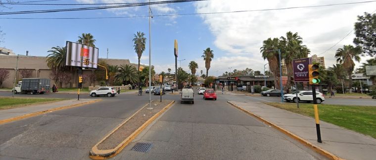 El joven estaba frente a Palmares y fue asesinado de una puñalada en el pecho