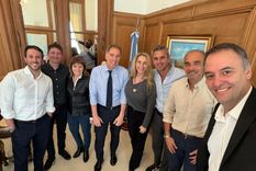 Adorni y Karina Milei encabezaron una nueva reunión de la mesa política