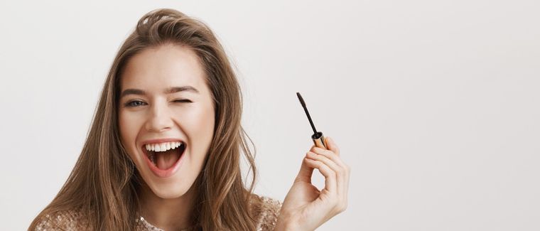 ¡Sí, ya entraste en los 30 años! Estos son los errores que no debes cometer a la hora de maquillarte.