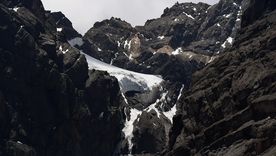 El glaciar Hombre Cojo del cerro Tolosa está en inventario del Ianigla que ordenó la Ley de Glaciares. El glaciar Hombre Cojo del cerro Tolosa está en inventario del Ianigla que ordenó la Ley de Glaciares.