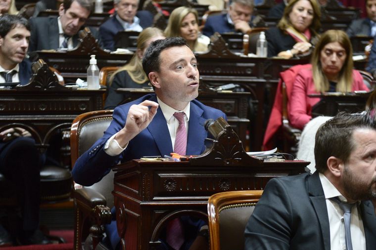 De Loredo sufrió una nueva perdida en el bloque. Foto: Twitter @DiputadosAR