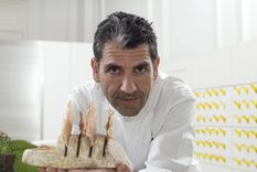 Paco Roncero es uno de los chefs más reconocidos de España. Foto: AzureAzure - https://www.azureazure.com/wp-content/uploads/2015/01/Paco-Roncero-II-scaled.jpg