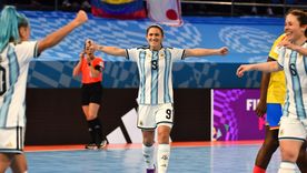 La mendocina Anita Ontiveros celebra el triunfo argentino.&nbsp;