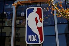 la nba analiza bajar su tope salarial por plantel