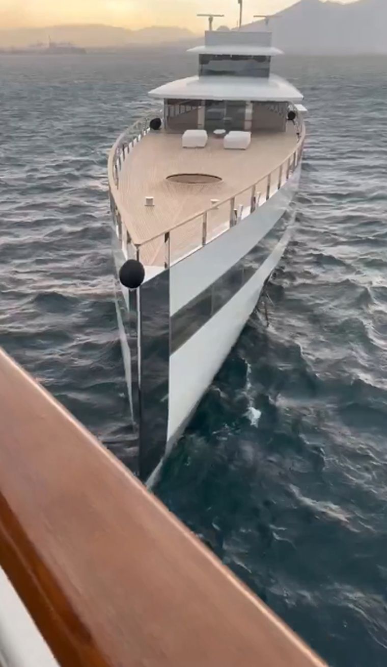 El choque de yates se produjo en Nápoles Foto: Captura de pantalla