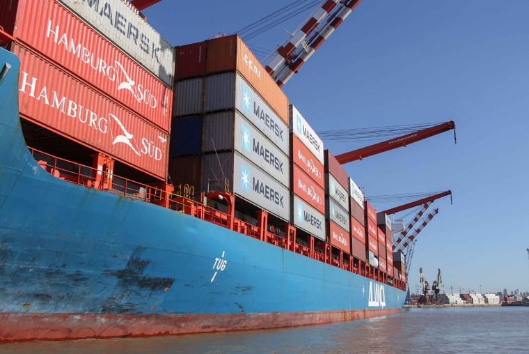 A partir de la semana próxima las importaciones de bienes y servicios pagaran el 7,5% en lugar del 17,5%. Foto: Télam